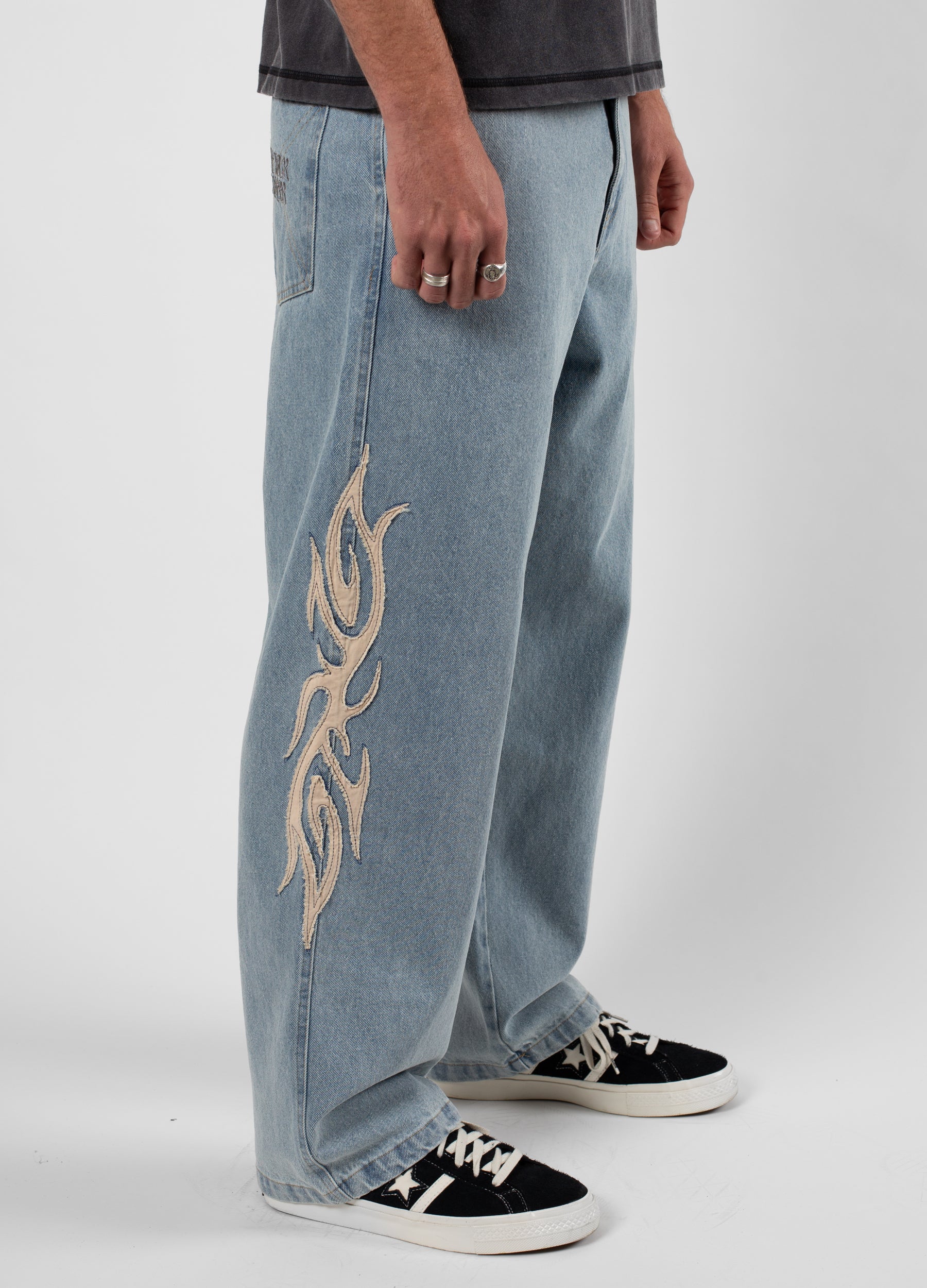 Notch Jean